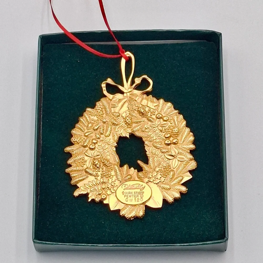 Kirk Stieff Williamsburg Wreath Christmas Ornament CW120 Gold Tone Pewter Boxed